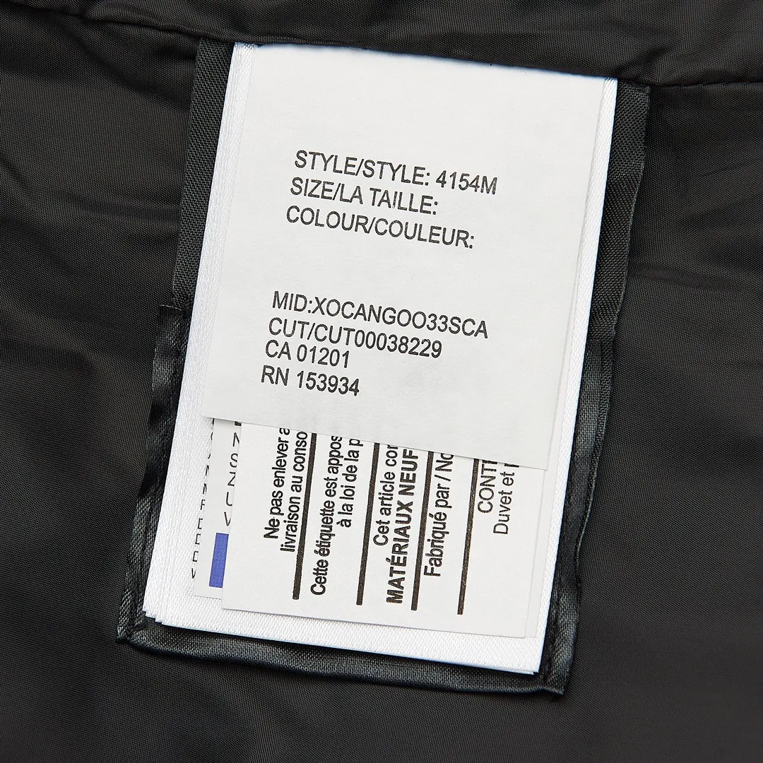P360 Beige] Canada Goose Canada Goose #Freestyle Crew 4154M men's and women's vest down# ➖ Genuine synchronous anti-counterfeiting chip sensor! ➖ Imported Behringer embroidery machine to customize 10,000-needle embroidery logo! ➖ Imported 21-count polyester-cotton blended original fabric, using Feather-Light 10D waterproof coating fabric, made of 84.5% polyester fiber and 15.5% cotton, 100% the best feel in the entire network! ➖ The genuine official website uses the national standard 80 white duck down, and will never be misled by false claims such as 90 down or goose down! ➖ 100% nylon nylon lining with double double-layer sealing design to prevent velvet from running away. Top-grade polar fleece is used in the collar and pockets to keep warm and comfortable! ➖ Yoshida YKK provides original custom-made electroplated sliders. YKK two-way lockable zippers are tight and smooth and will not peel off paint! ➖ 3M composite original Velcro is durable, and all accessories and hardware are disassembled and customized! ⛔No slander, no exaggeration, no need for too much copywriting, because it is focused, it is professional!  SIZE: XS S M L XL XXL